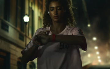 Samsung jogging advert faces backlash for 'not representing truth for women'